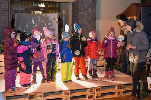 058 Zimrovice Vanocni jarmark 5.12.2019